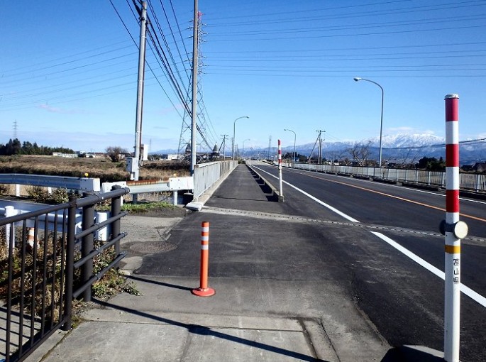 一般県道富山滑川魚津線道路総合交付金（防災・補修・点検）新池田橋橋面防水工事